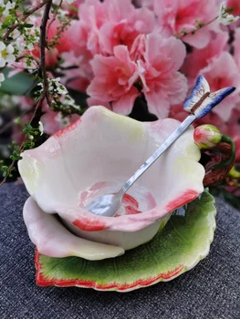 Eiropas Luksusa Ziedu Keramikas Pēcpusdienas Tēja Kafijas Tase un Apakštase Uzstādīt Elegants franču Melnās Tējas Tase Deserts Šķīvītis Kafijas Karote