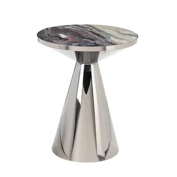 Gaismas luksusa kārta marmora kafija pusē tabula nerūsējošā tērauda vienkāršs akmens plātne stūrī tabulā, viesistaba, kafijas galdiņš