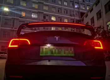 par Tesla Model 3 2017-2020 pakaļējo lūpu spoilers Trunk Boot Spārniem liels spoilers ABS plastmasas Krāsotas melnā krāsā LED gaismas