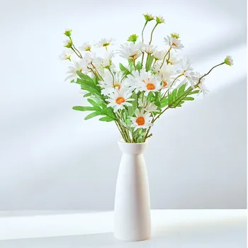 Pavasara margrietiņa simulācijas ziedu mazu, svaigu, gerbera viltus ziedu galda kumelīšu zīda ziedu mīksto pušķis